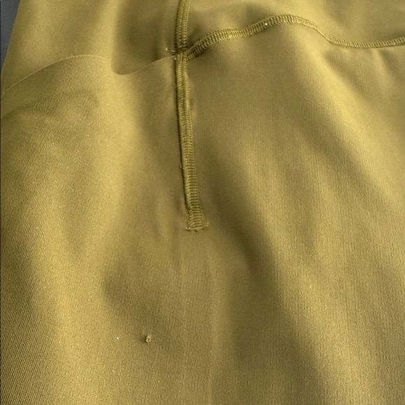 High Rise Crop 21" - Picture 10 of 10